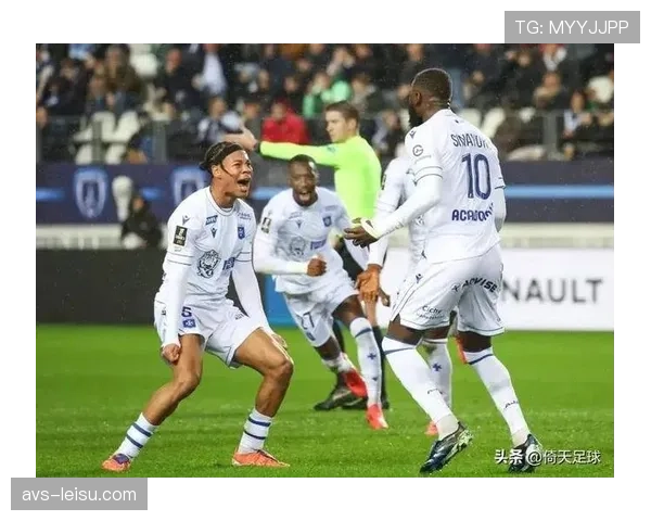 朗斯1-1战平尼斯,关键数据:朗斯全场施压次数(PPDA)仅为8.5,低于赛季平均 朗斯1-1战平尼斯,关键数据:朗斯全场施压次数(PPDA)仅为8.5,低于赛季平均